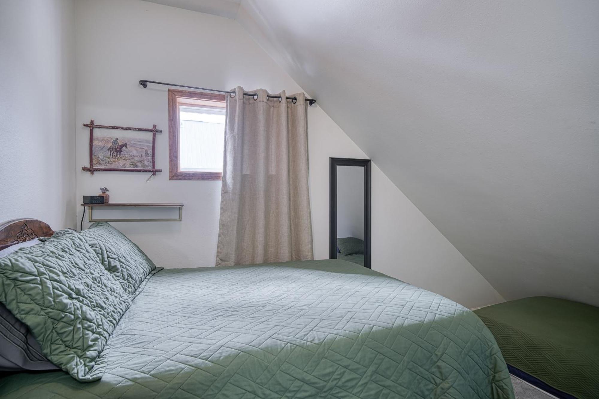Wapiti View 6-Bedroom Cabin 28Mins To Yellowstone Island Park Bagian luar foto
