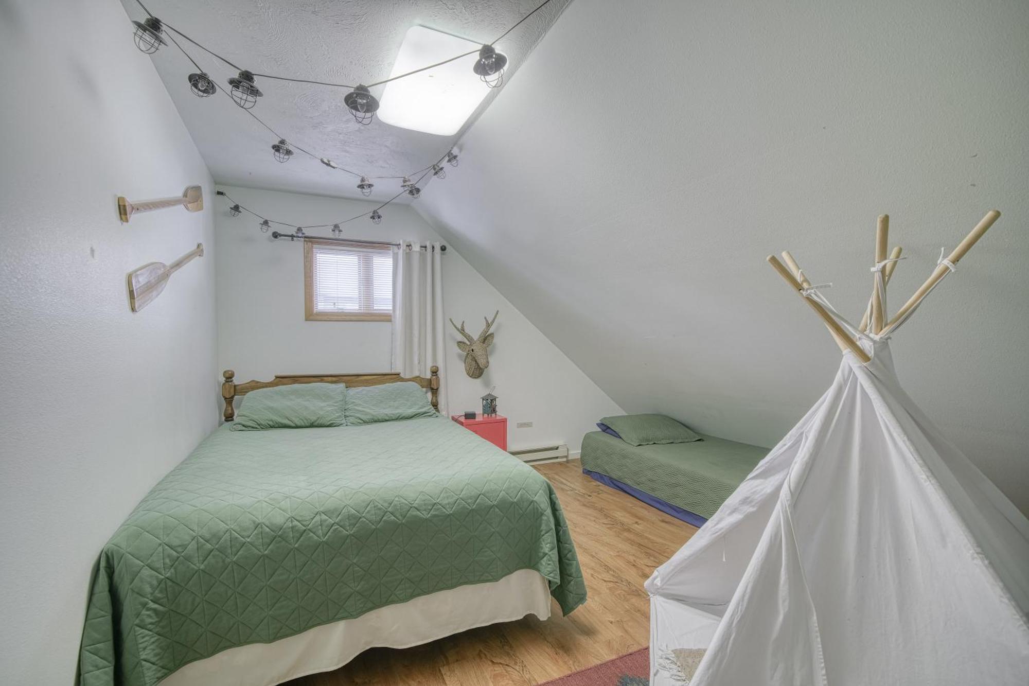 Wapiti View 6-Bedroom Cabin 28Mins To Yellowstone Island Park Bagian luar foto