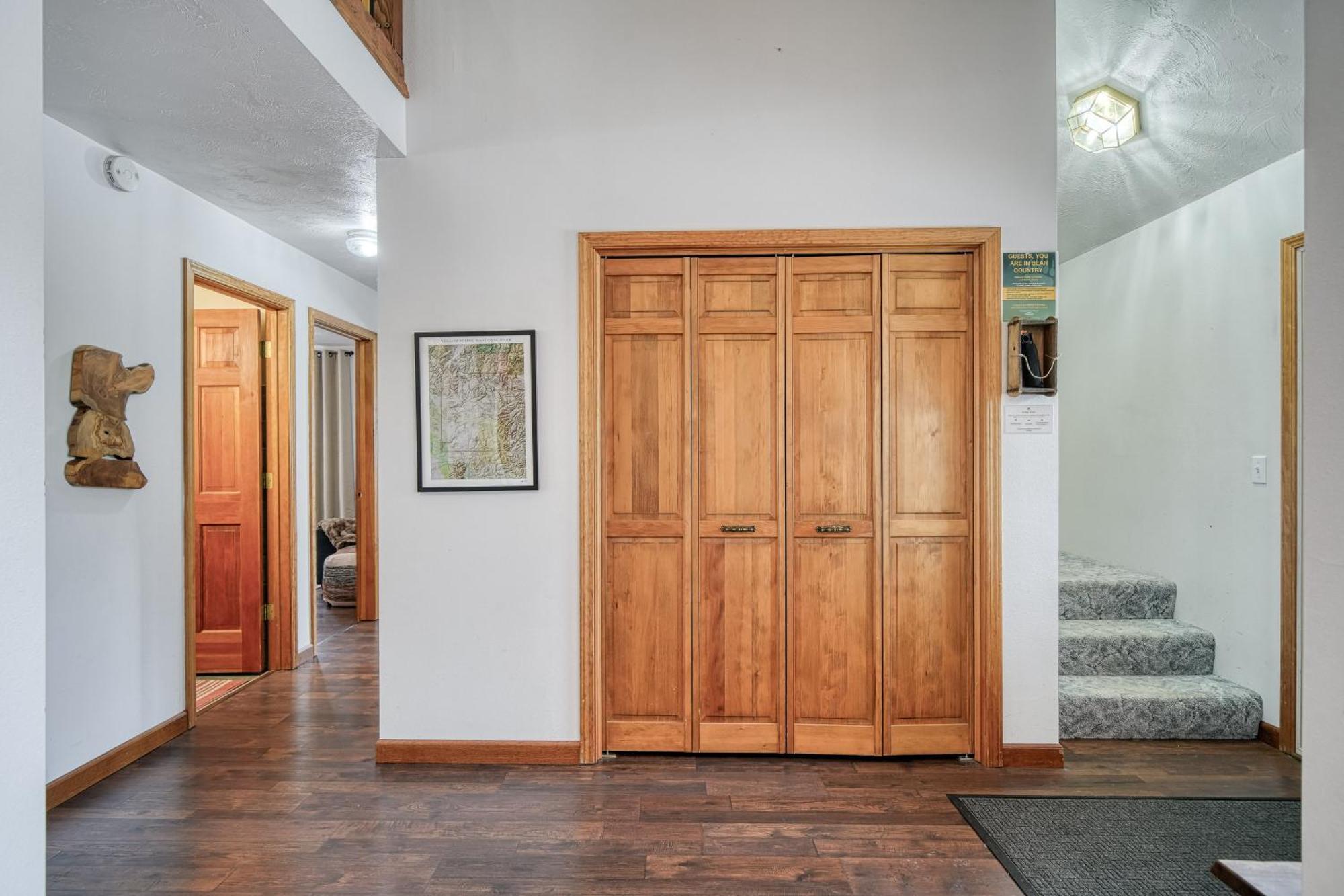 Wapiti View 6-Bedroom Cabin 28Mins To Yellowstone Island Park Bagian luar foto